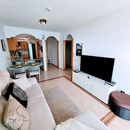 Ocean View Apartment *